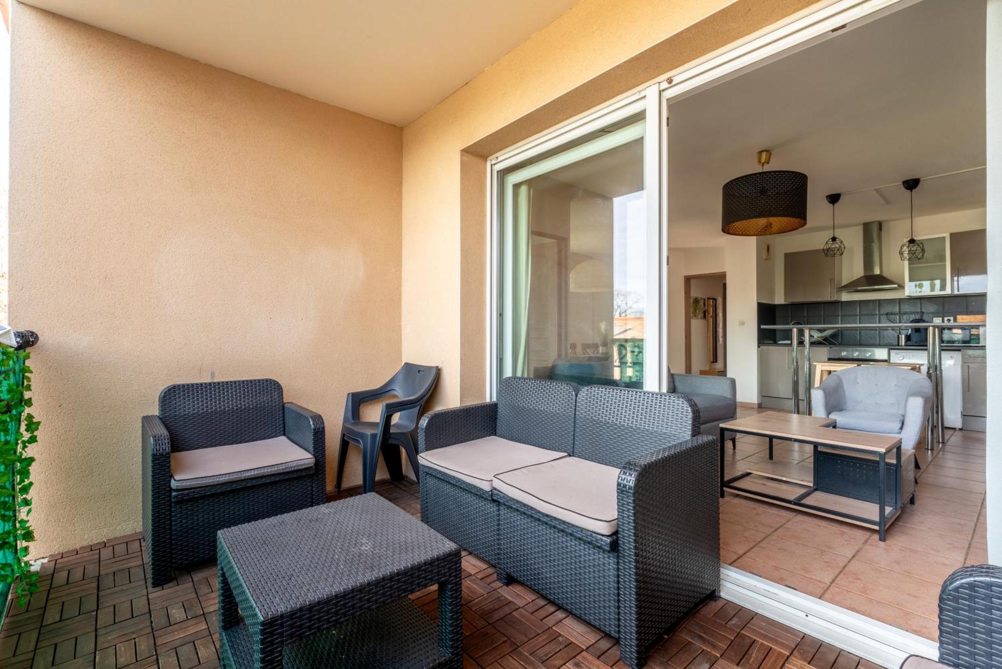 L'Ecrin Jardin Des Remparts - Parking Prive - Terrasse Apartment Carcassonne Exterior foto